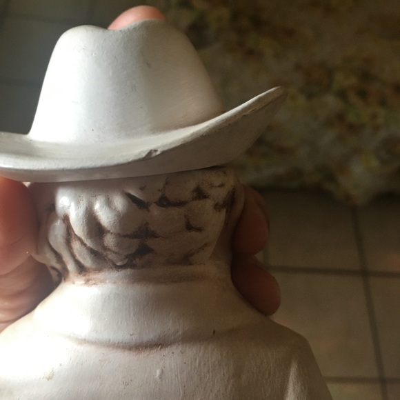 Vintage ALBERTA'S Southern Gentleman - KFC Col Sanders  1965 Bourbon Decanter - Picture 4 of 12